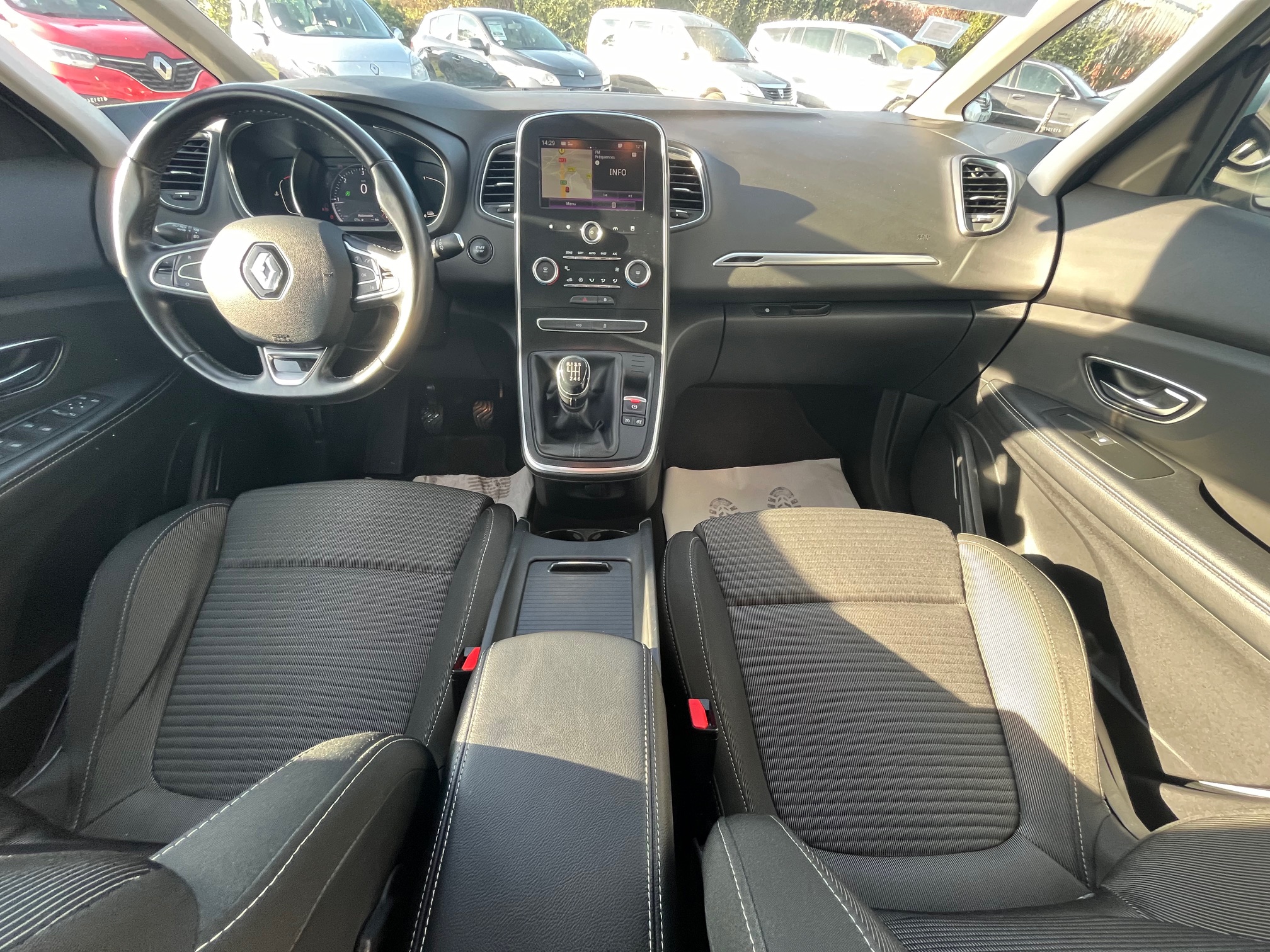 RENAULT  GRAND SCENIC IV